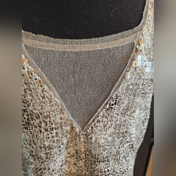 SOLD - Picture 4 of 10